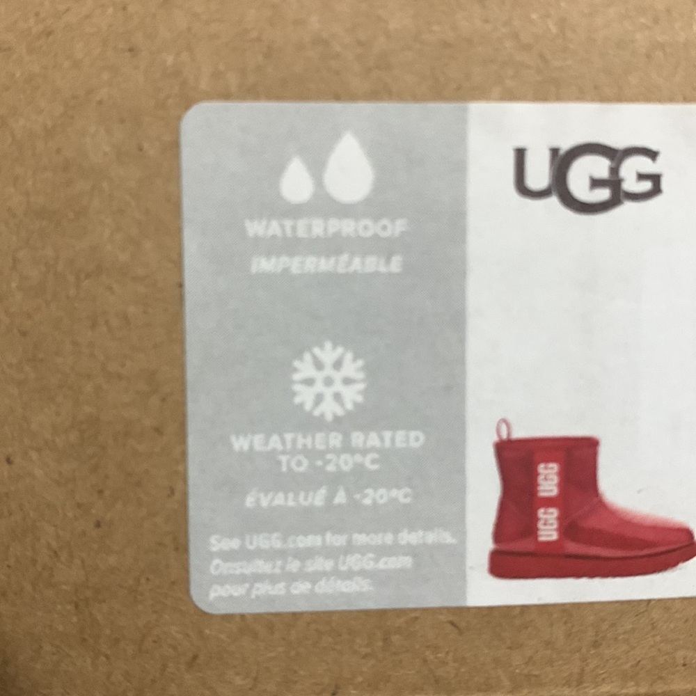 UGG Authentic Classic Clear Mini Waterproof Boots in RED ❤️ NEW size 9 - Picture 15 of 16